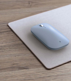 Computer wireless silent mouse with USB