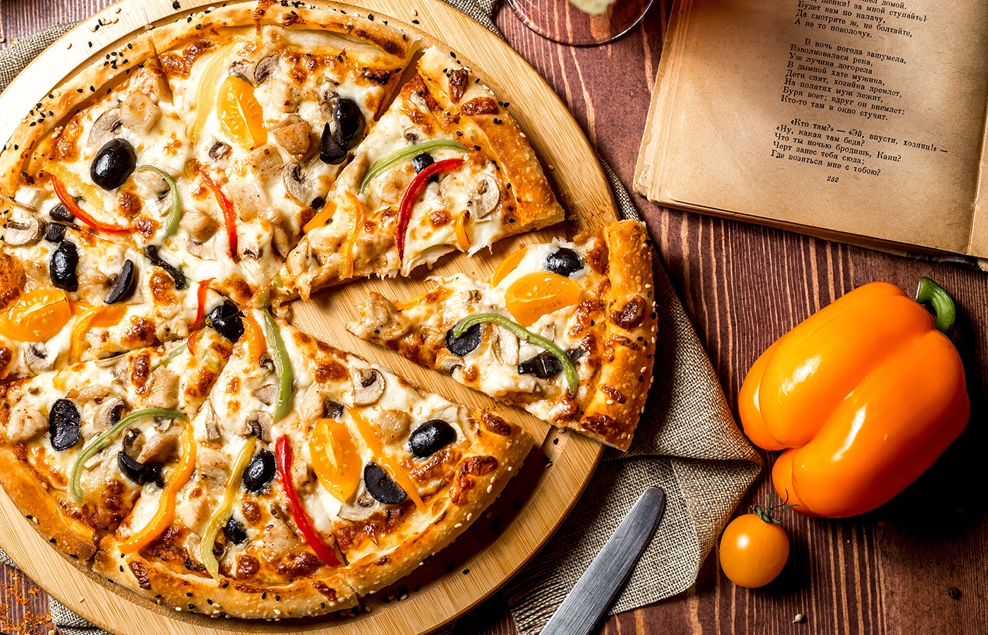 The Development of Pizza as an American Icon The Development of Pizza as an American Icon