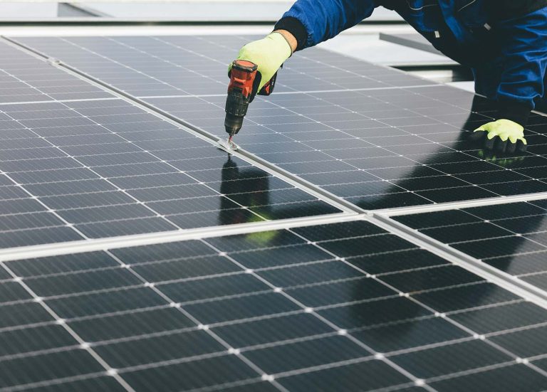 Smart Homes Run on Solar Power