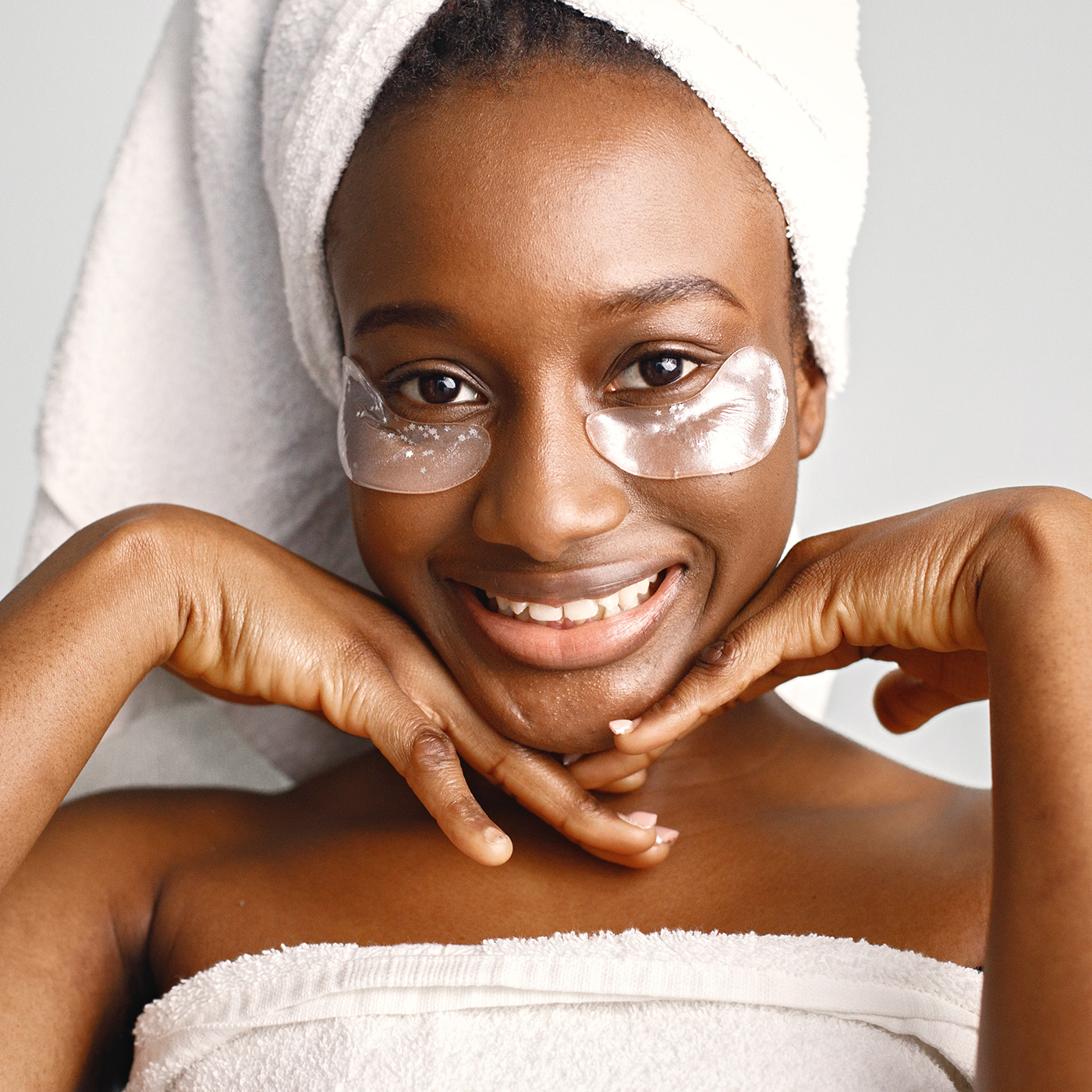 Glow Up: Top Cosmetic Trends You Need to Try This Year Glow Up: Top Cosmetic Trends You Need to Try This Year