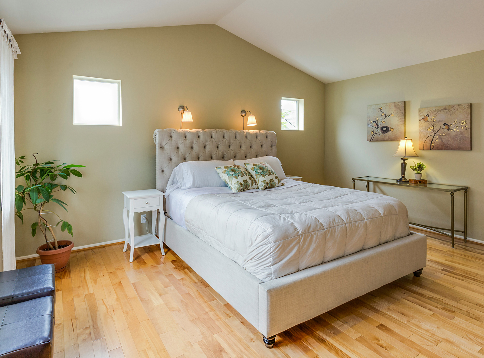 Transform Your Home: Expert Tips for Choosing the Perfect Furniture Transform Your Home: Expert Tips for Choosing the Perfect Furniture