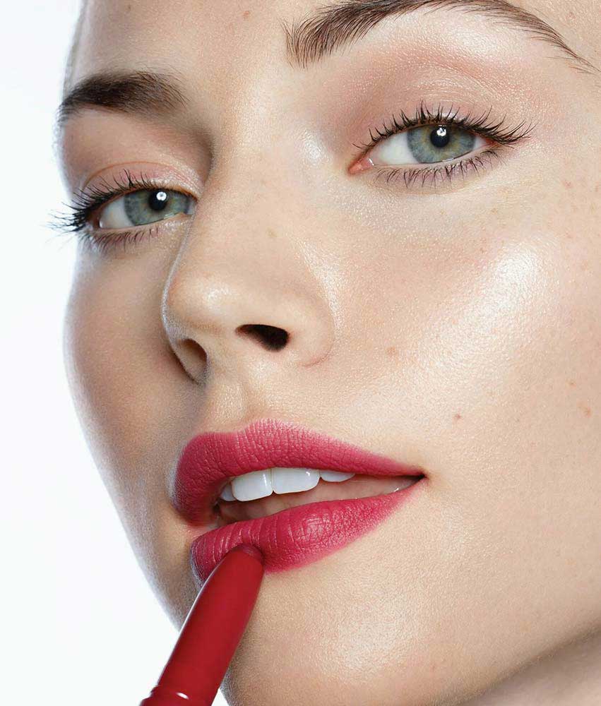 Hard Candy Lip Blur - Image 3