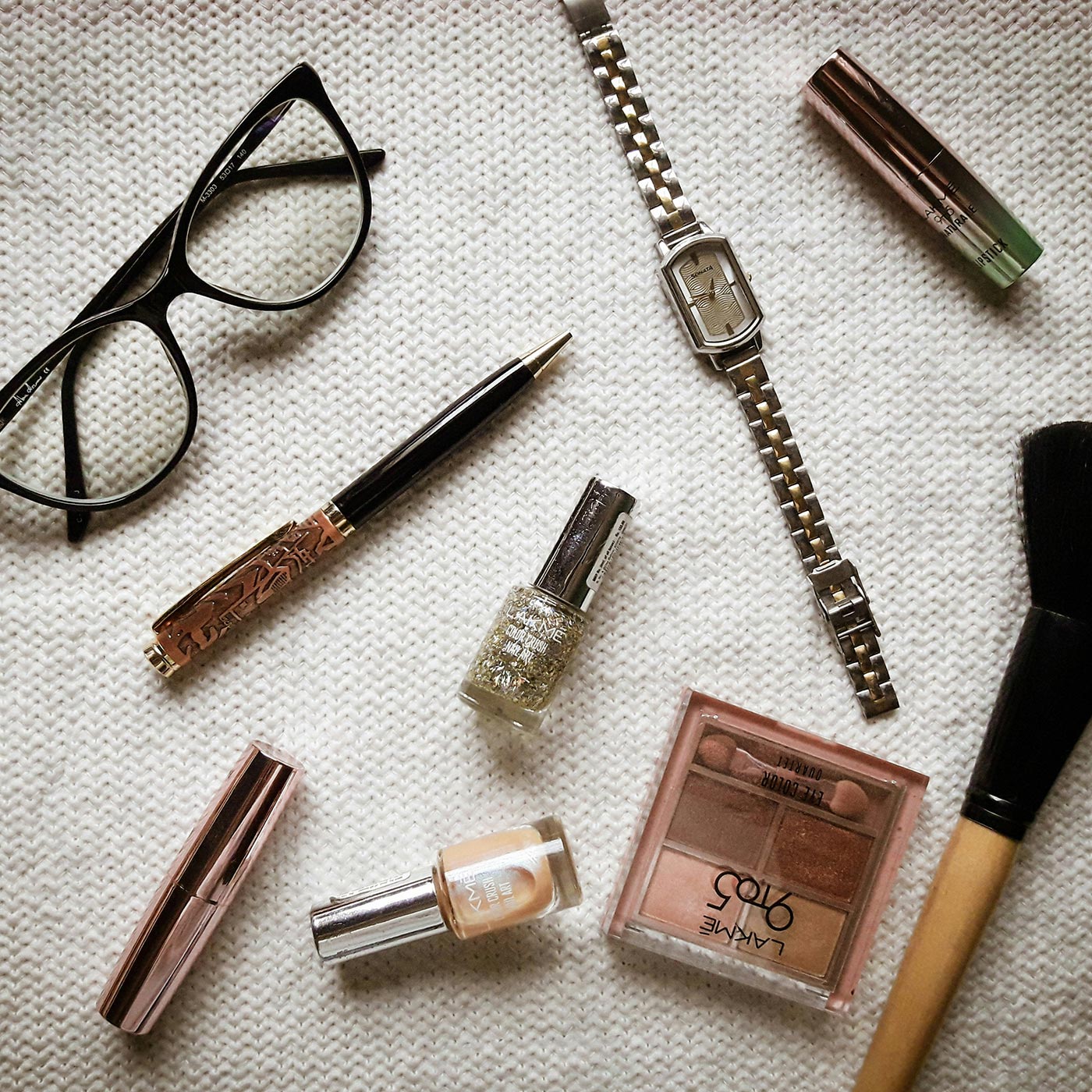 Smartwatches: how they’re revolutionizing productivity, and fashion Smartwatches: how they’re revolutionizing productivity, and fashion