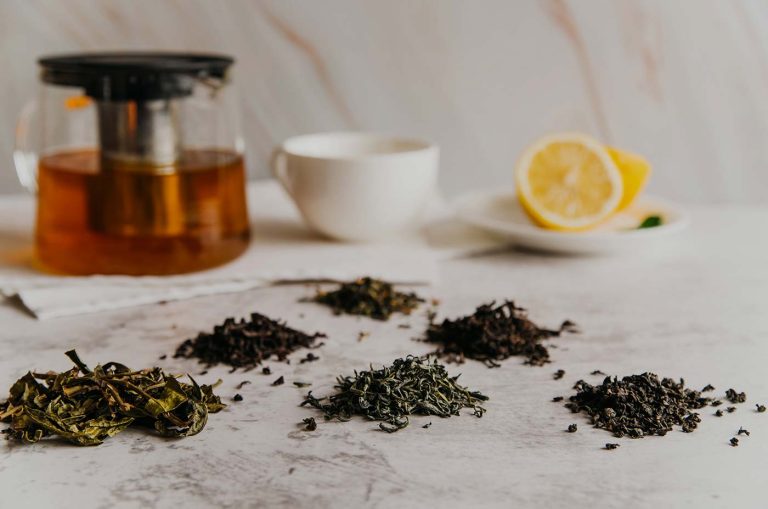 Organic green powder provides essential nutrients from nature